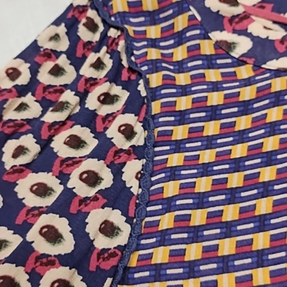 Anthropologie Lrg Top - Picture 6 of 6